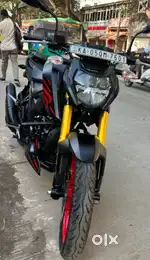 Apache RTR 200 4v