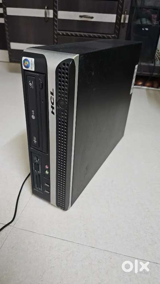 HCL PC: Pentium Processor, 1GB RAM + 18.5 HCL Display + Keyboard