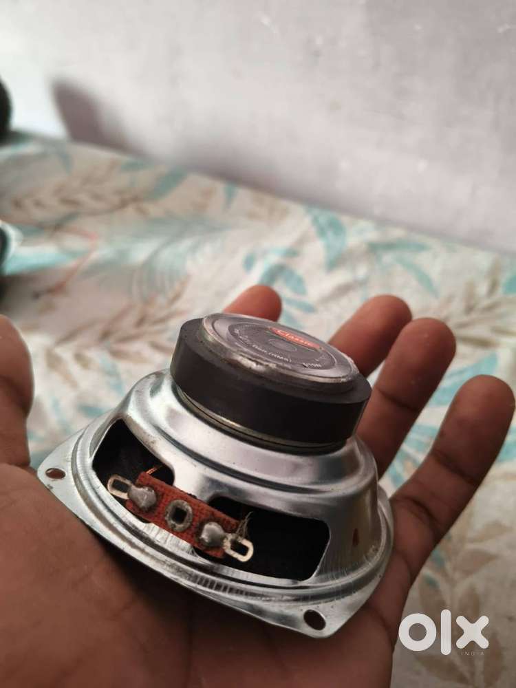 two speaker (3' inch)