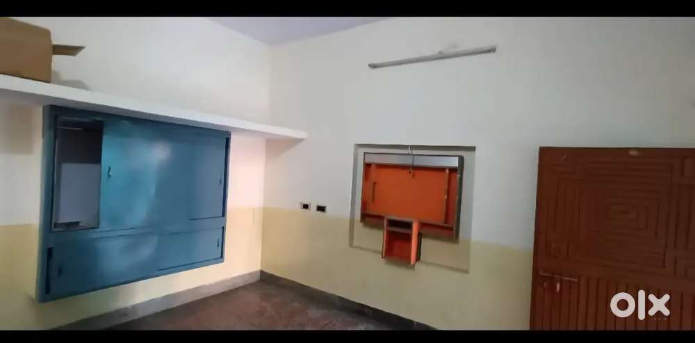 1bhk for rent at sasni gate