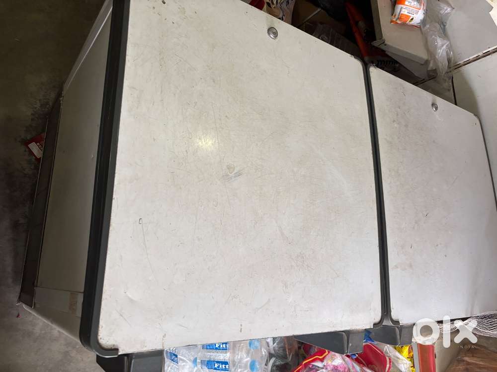Deep freezer voltas