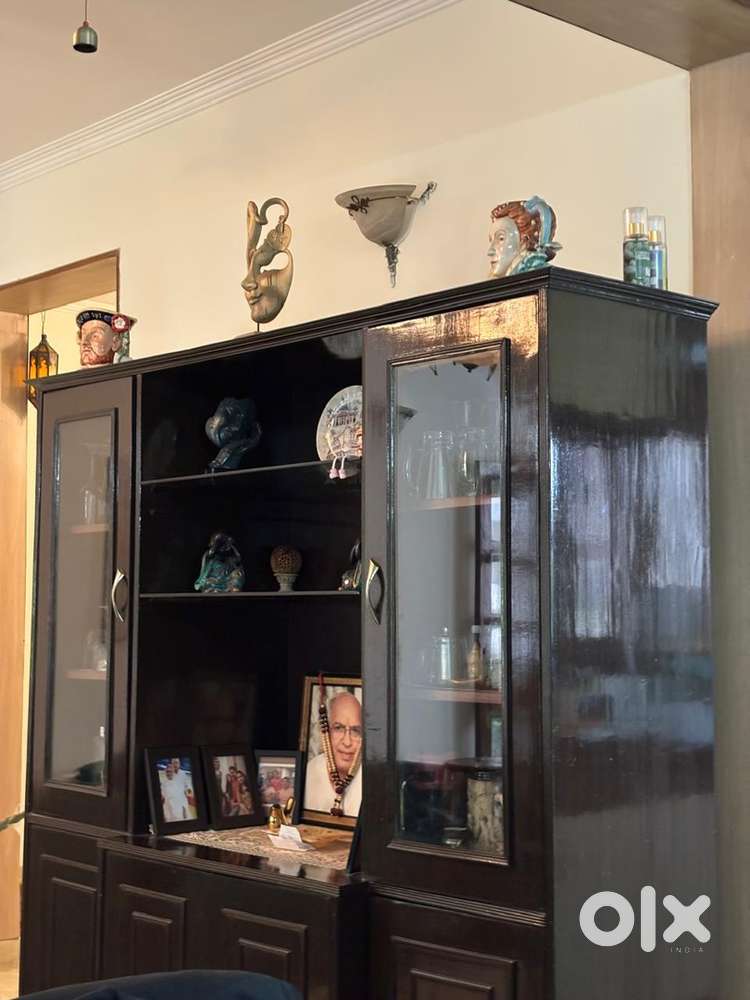 Crockery Unit