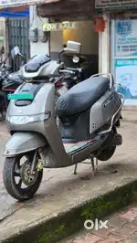 I-Qube well maintained 1st owned used electric scooty