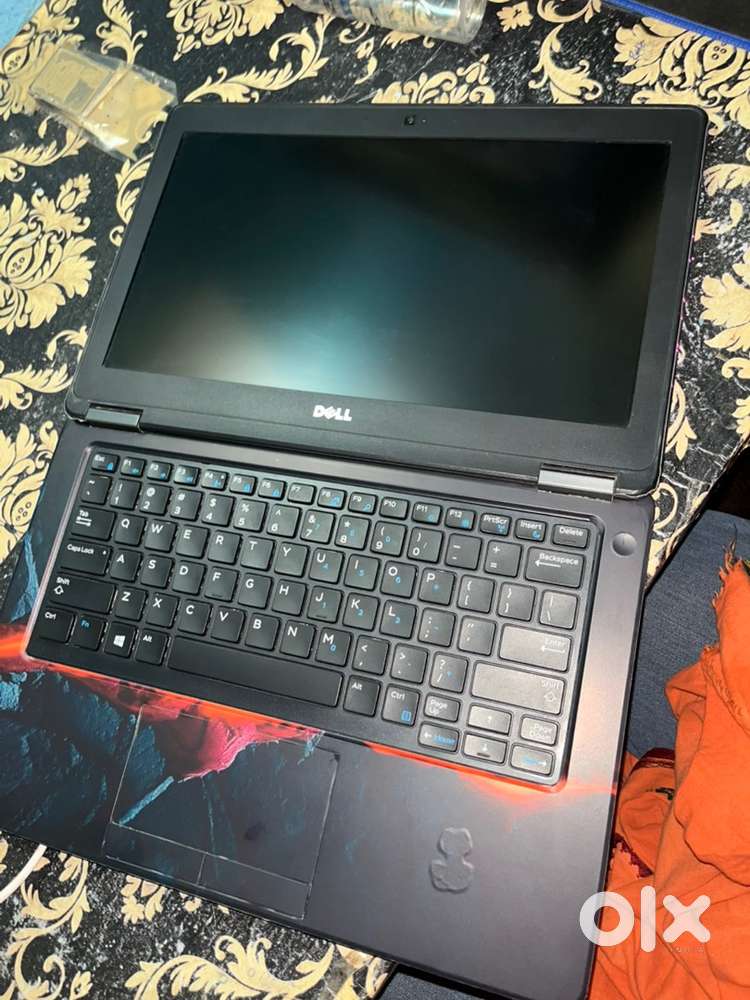 Dell latitude 8/256 ssd laptop