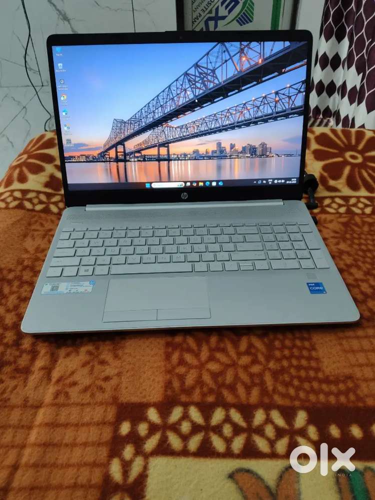 HP Laptop intel core i5 11th generation 15s 1135 G7 2024 Model