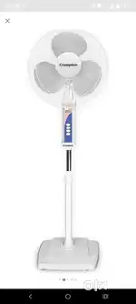 Crompton pedestal fan in good condition