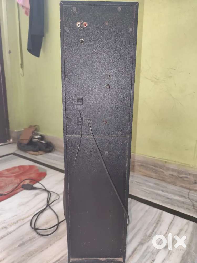 Speaker  new hai 2000rs