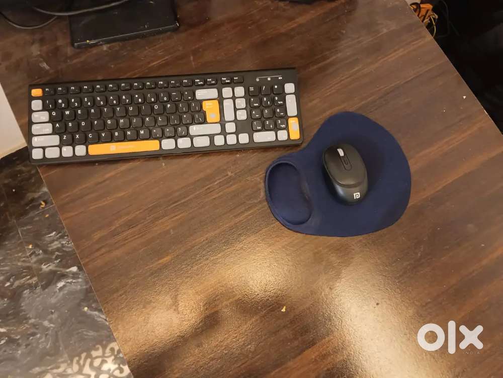 i3 desktop 4 gb ram 128 gb sad 2 tb hdd 20 inch hp monitor