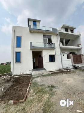 75 yards house for sale in majrigrant , haridwar road .Road - 20 ft Distance from main highway 200 m...