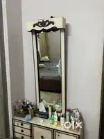 Dressing table