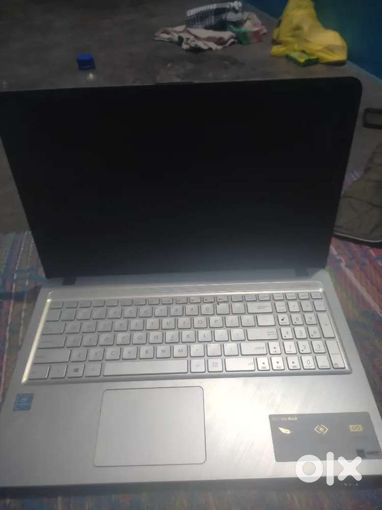 Laptop asus