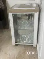 Bar display counter with fridge