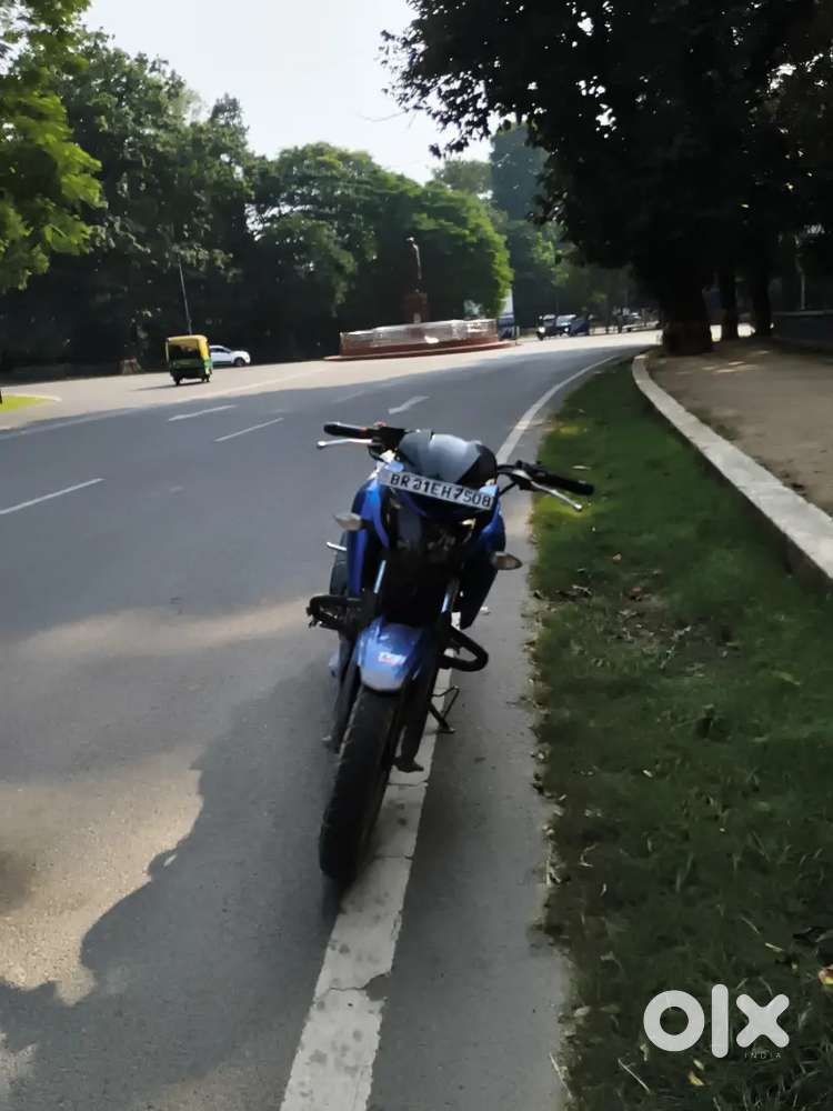 Gadi 2nd owner hai or koi problem nhi hai