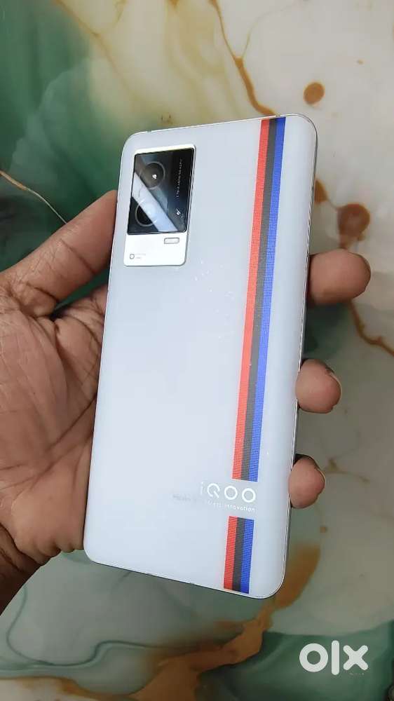 IQOO 9  12/256 SD 888 gaming mobile