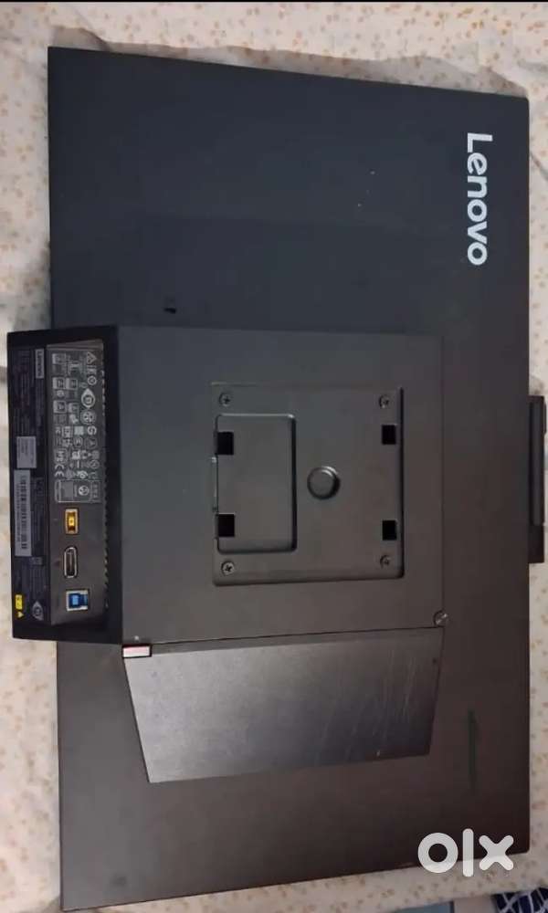 All in one desktop, only 2screen available for sale