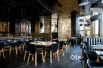 Restaurant Captain