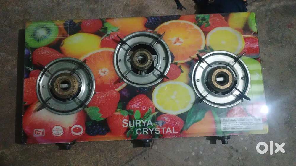 Surya gas chulha with three burner