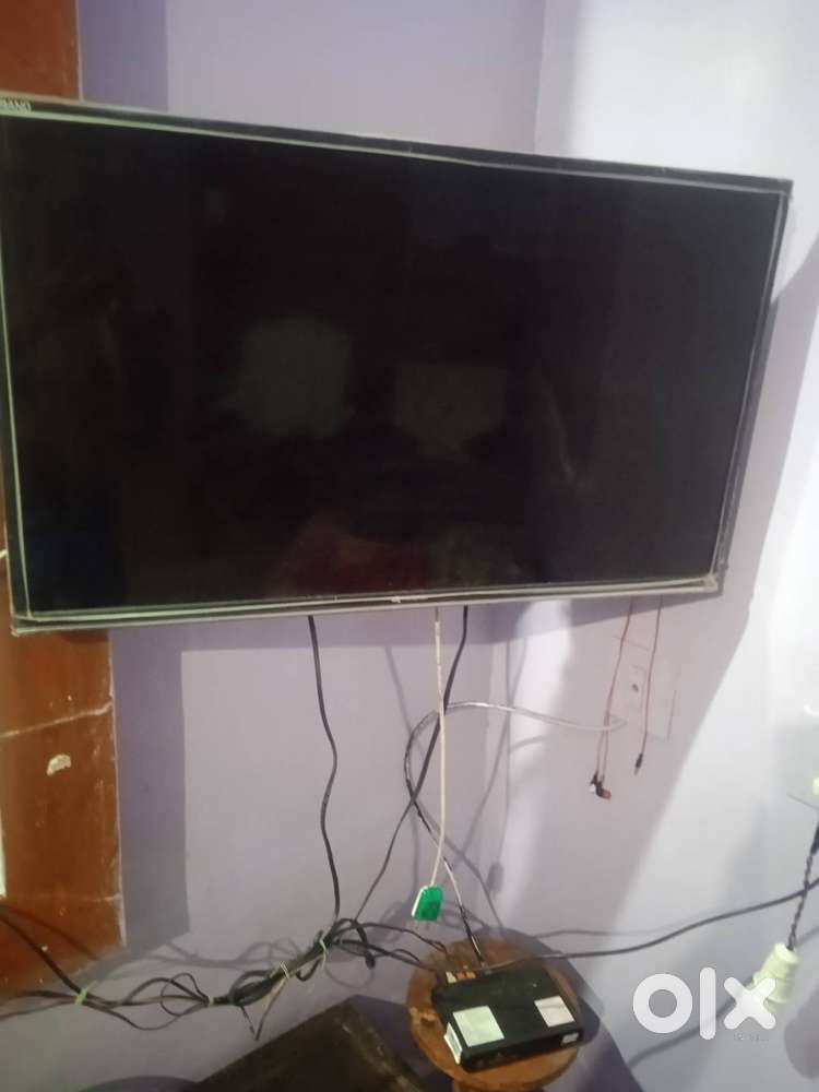32LED TV with Sun Dth