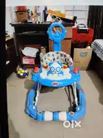 A baby walker with a very good condition and ready to use