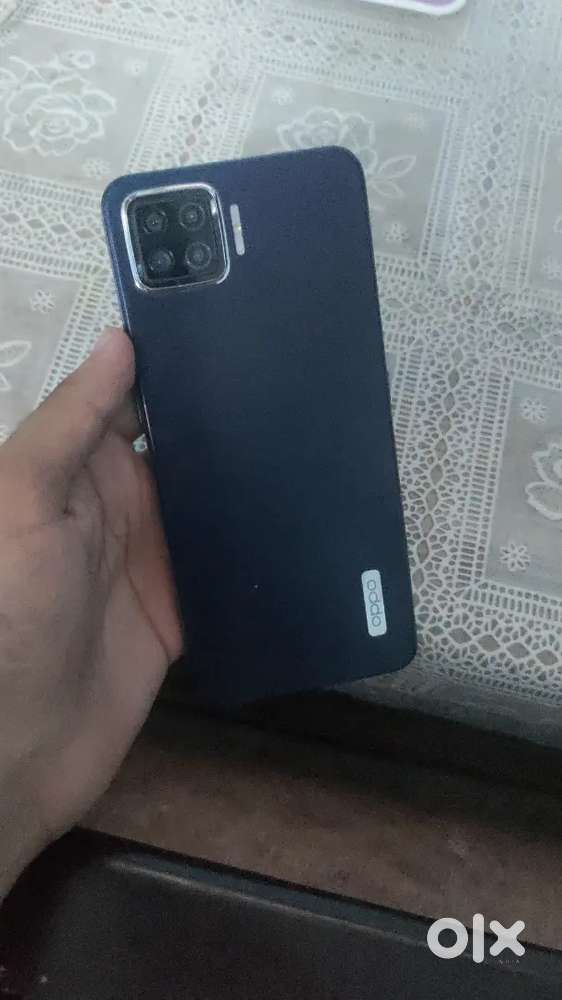 Oppo f17 good condition folder change h