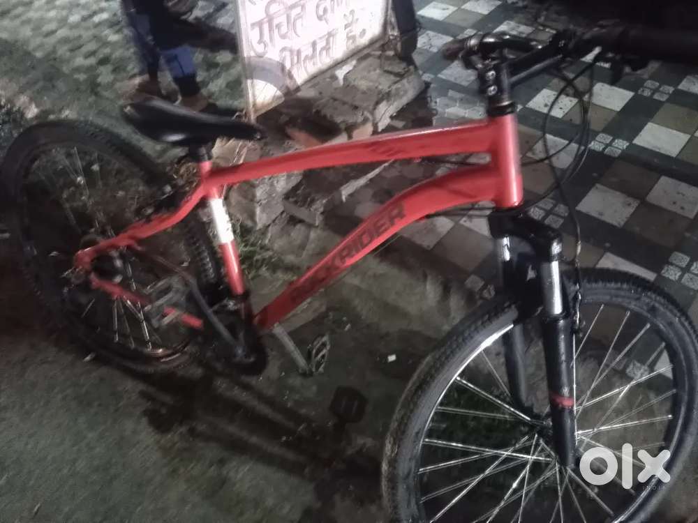 Good condition gear cycle st100 rock rider