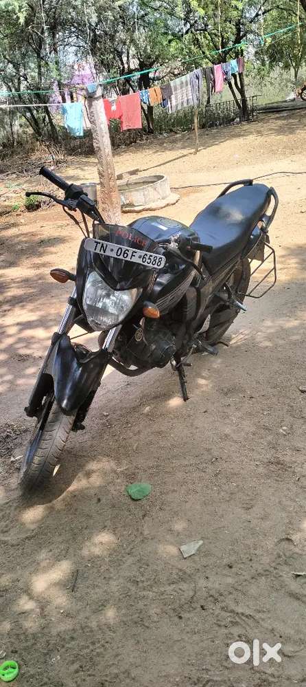 YAMAHA FZ V1