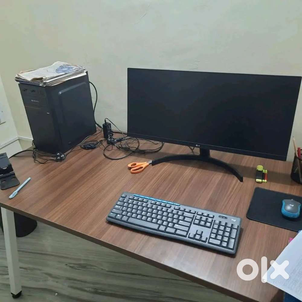 Desktop PC Set 2 Yrs old