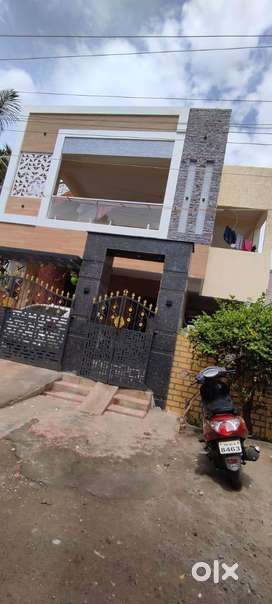 Two bedroom home for family with car parking