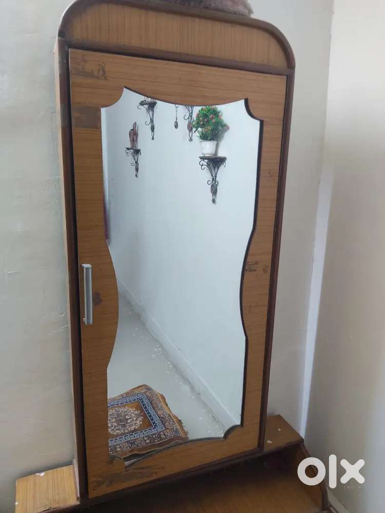 Beautiful Wooden Dressing Table