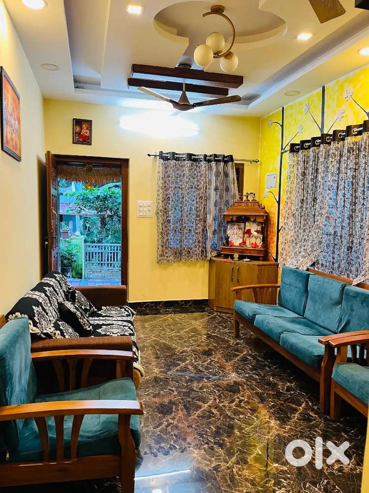 2 bhk dining semi furnished house in santhosh nagara with water tank