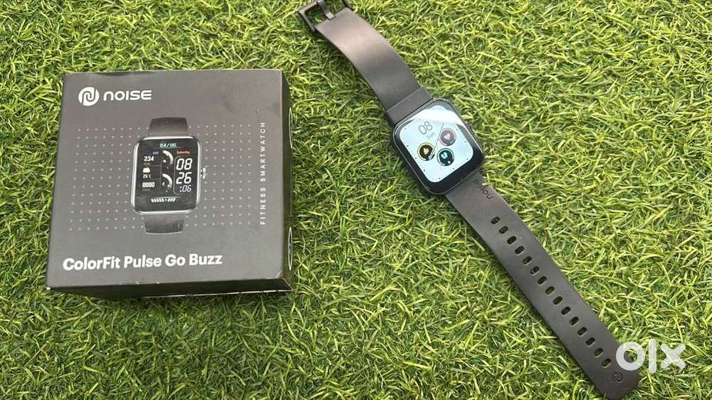 Noise Colorfit pulse go buzz smart watch calling