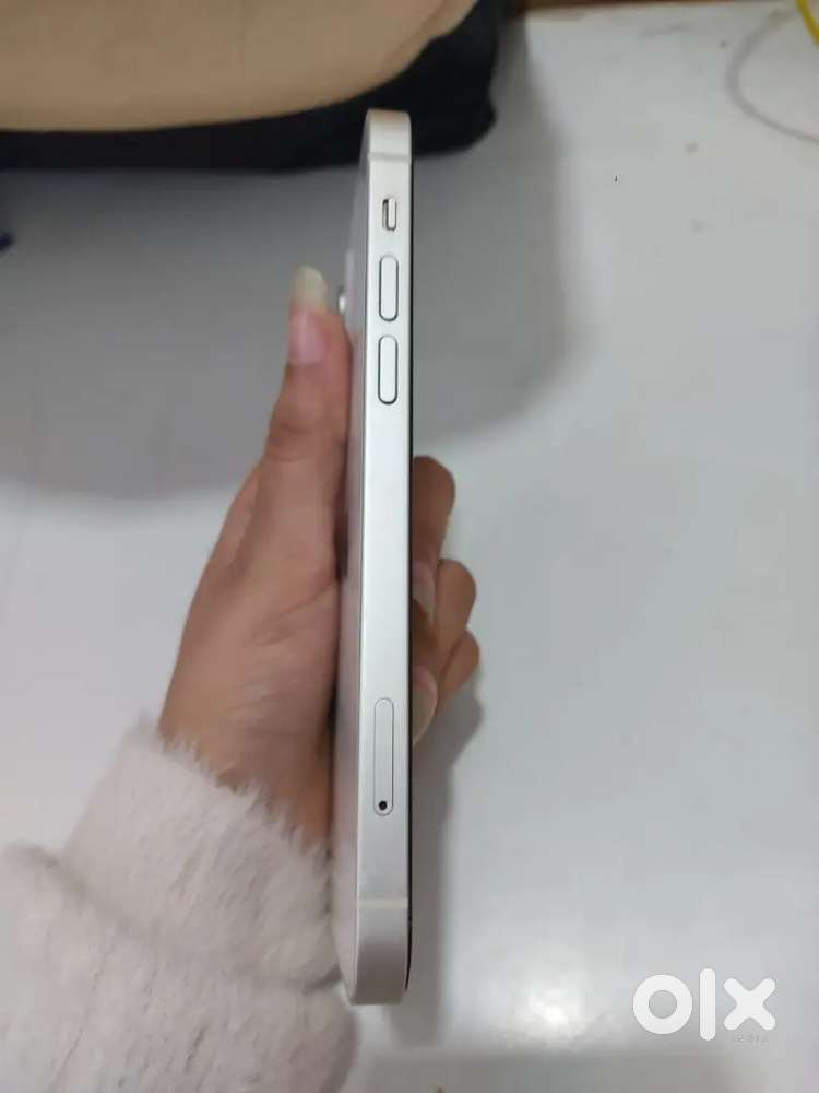 Selling my 6 months old iPhone 15 need urgently money