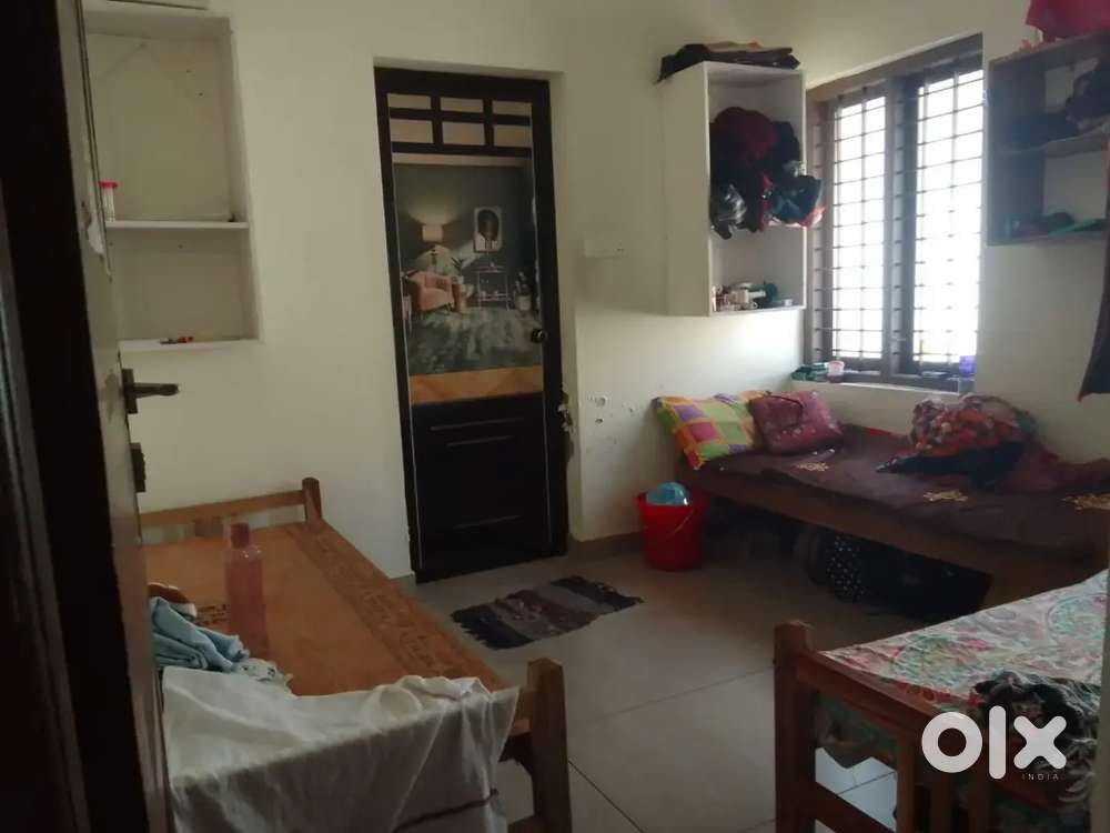 ALOHA PAYING GUEST for ladies