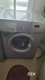 LG 6kg front loading fully automatic washing machine