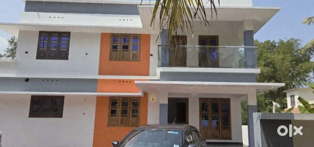 House near Cherthala വയലാർ കവല Nh 600 mtr