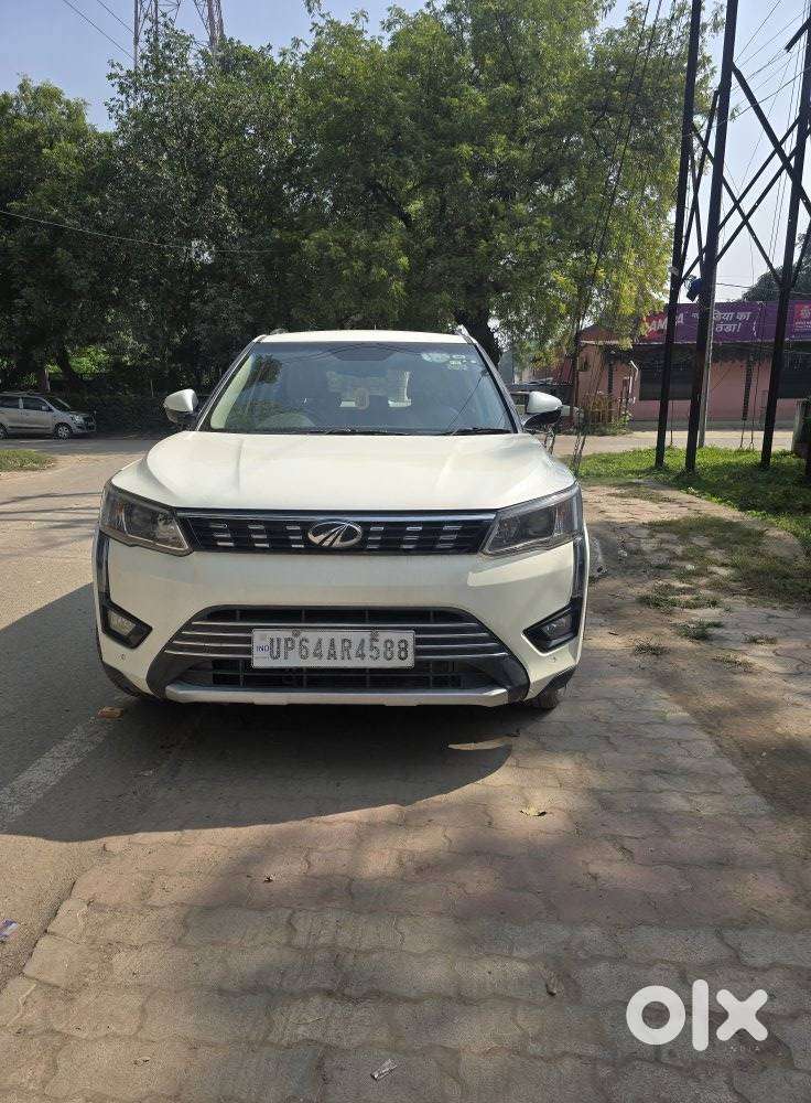 Mahindra XUV300 W8 Option Diesel, 2022, Diesel