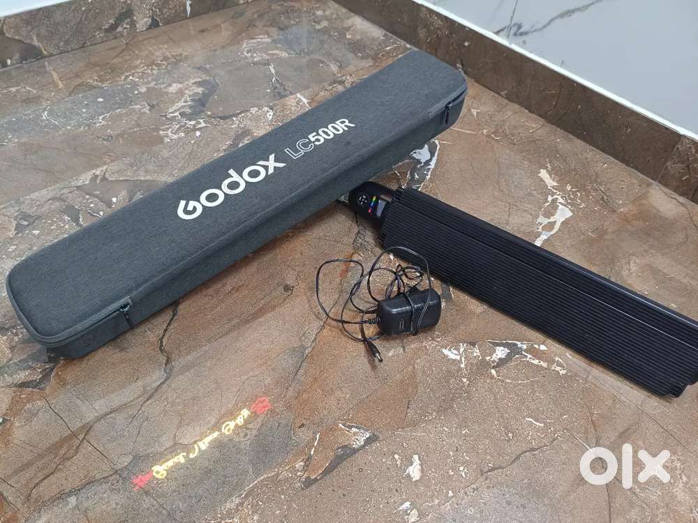 Godox LC500R Stick Light. With Remote Very Good Conditions.