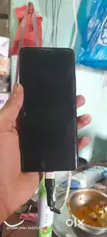Hm phone Bach rahe hai isko bhi lena ho call kijiye