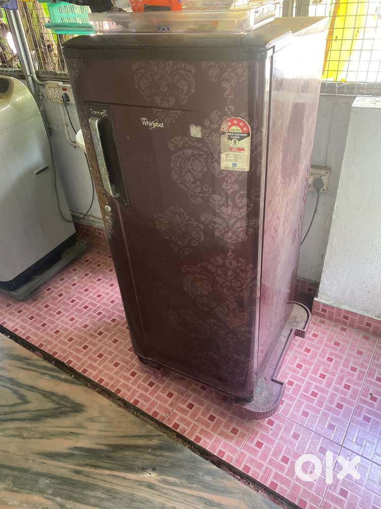 Whirlpool 13 years old non functional fridge