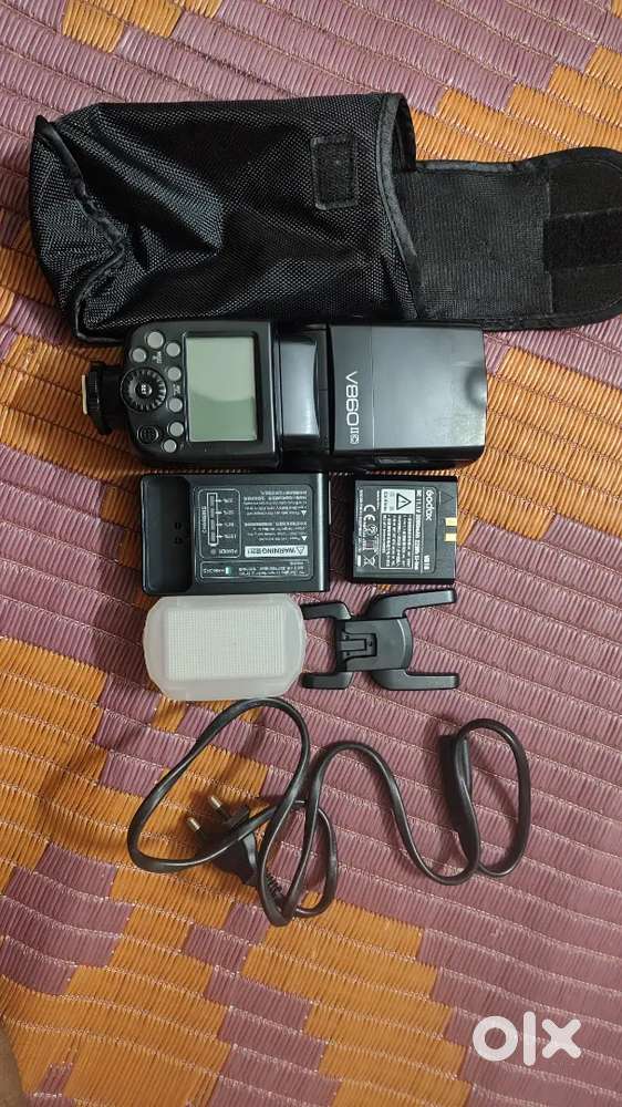 Godox v860 ii C