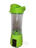 Mini portable juicer