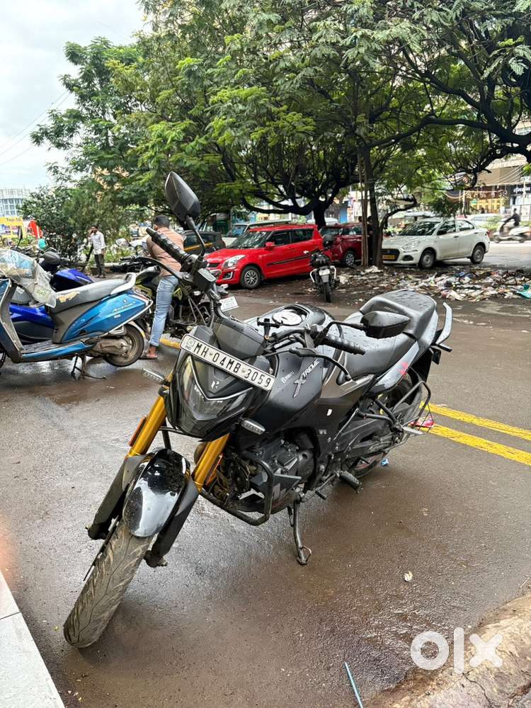 Hero Xtreme 160R 4v 2024 with paper clear