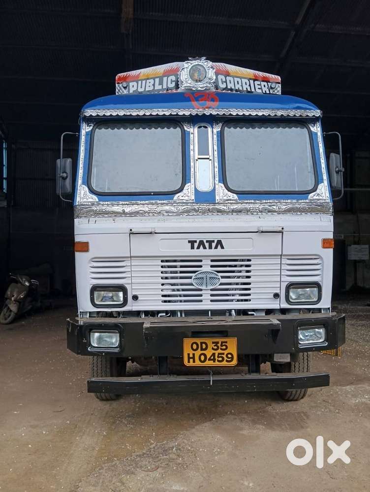 2 NO. TATA 4825 FOR SELL