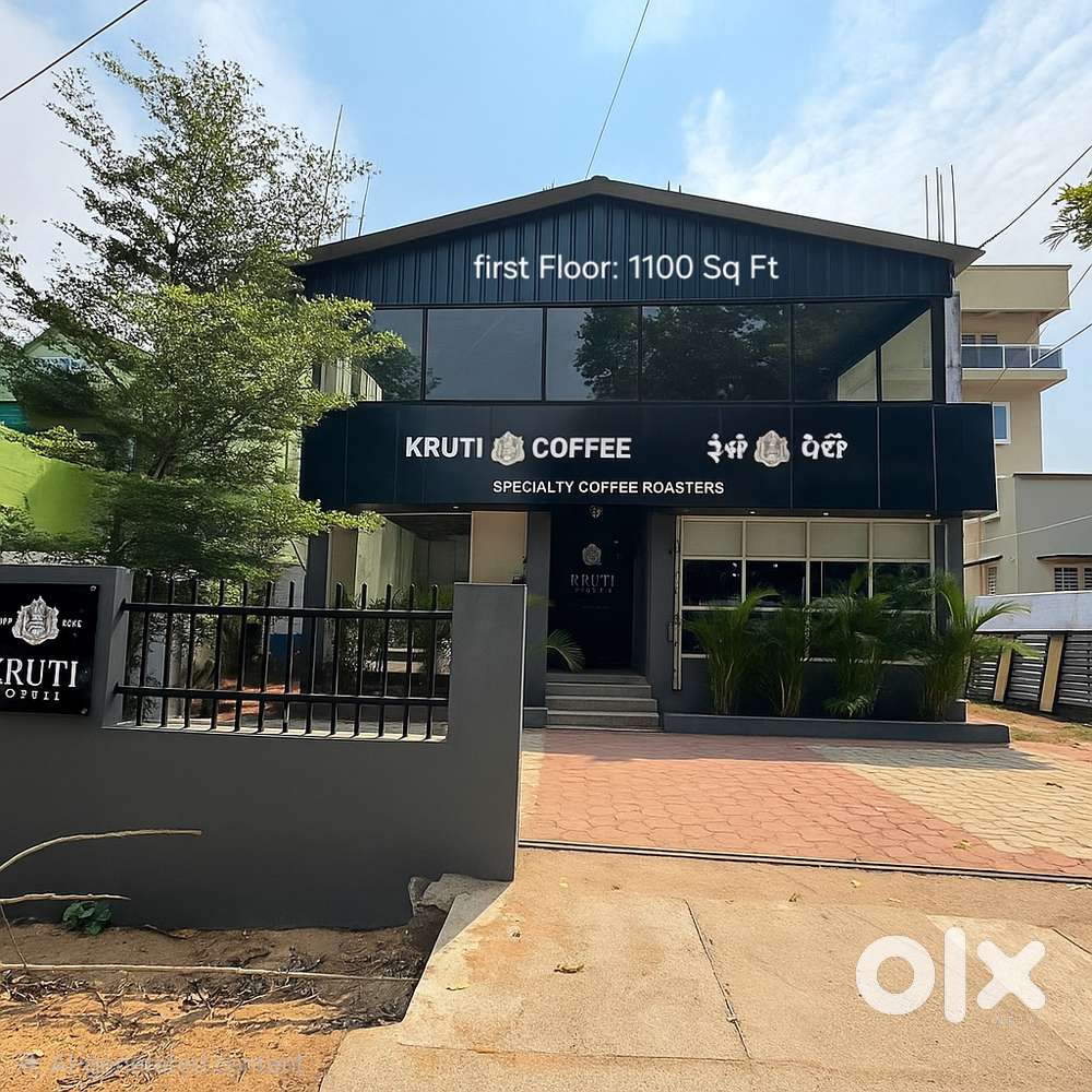 Commercial Showroom for Rent – Prime Location Above Kruti Cafe