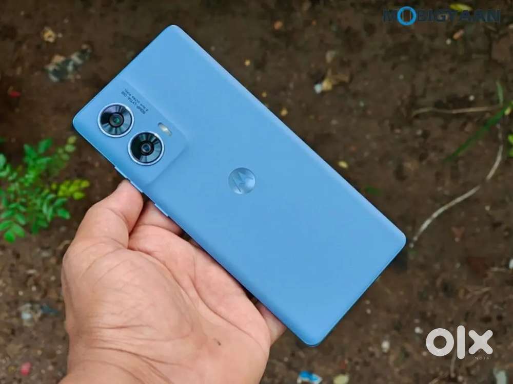 Motorola g96 5G curved edge display phone.
