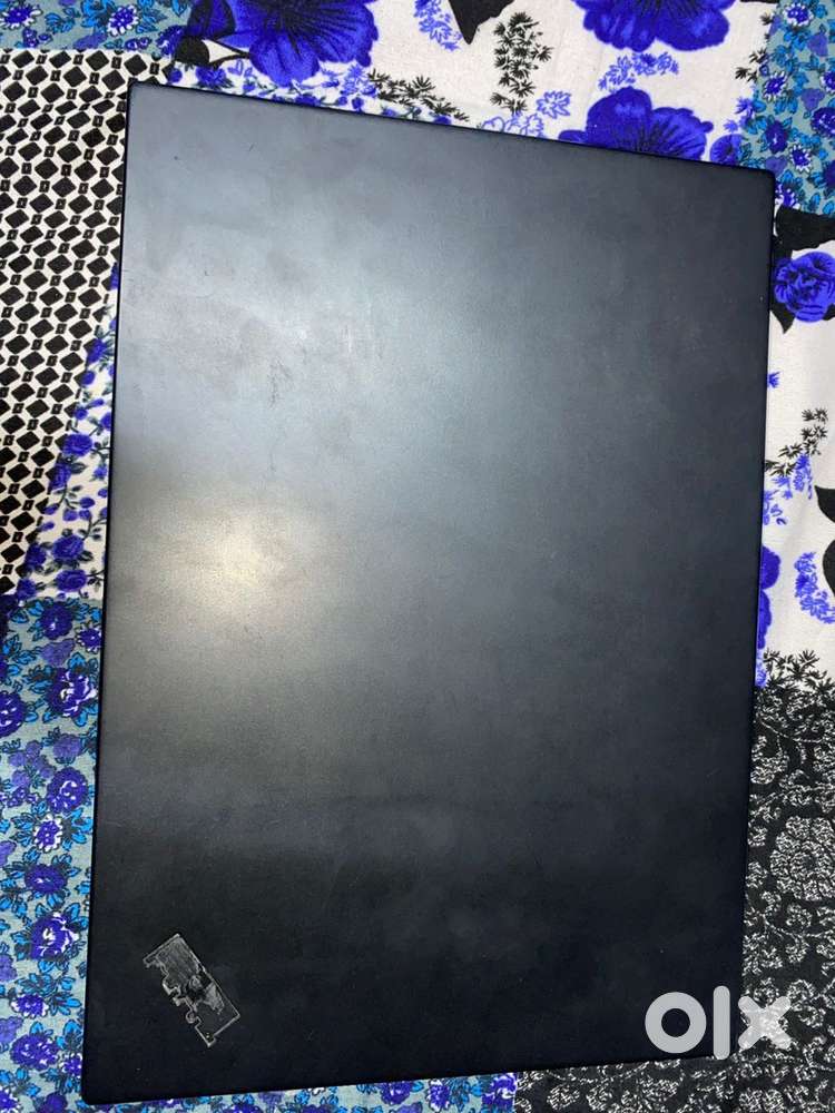 Lenovo thinkpad L490 8 gb  500 ssd