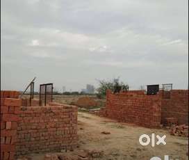 प्लाट मात्र 3500 पर गज कॉर्नर 100 GAJ प्लाट 3.5 लाख में