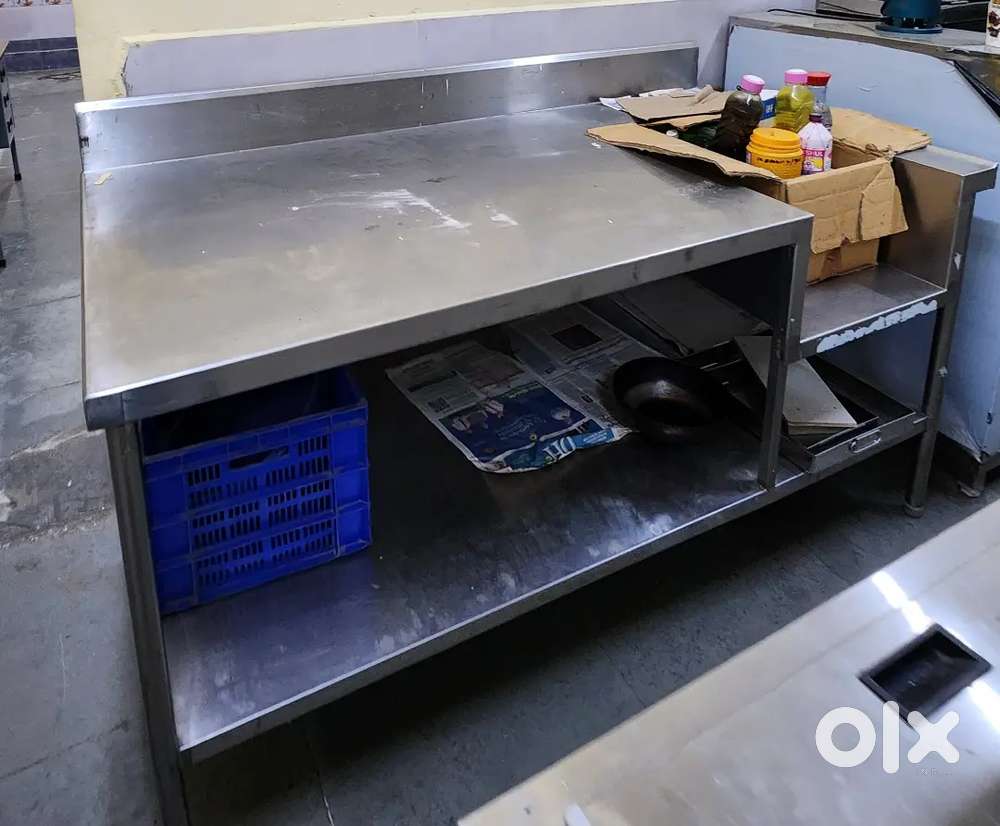Ss table good condition
