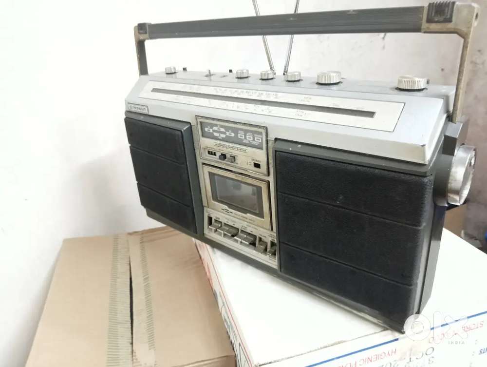 PIONEER Made in Japan Stereo Radio Cassette Recorder.FM Radio & AUX .