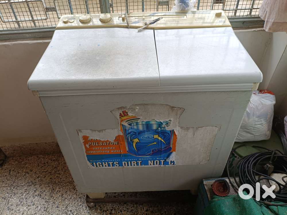 BPL bs50 Semi automatic washing machine